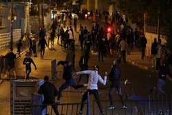 زخمی شدن ۳۰۰ فلسطینی در درگیری‌های کرانه باختری