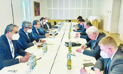 غرب باید بین توافق یا عدم توافق انتخاب کند