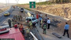 تصادف شدید پراید با گاردریل/ ۷ نفر مصدوم شدند