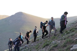 صعود کوهنوردان منتخب ارتش به ارتفاعات کلاردشت مازندران
