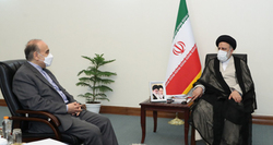 باید به جوانان بیش از گذشته میدان داد