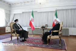 حجت الاسلام رئیسی برای جلسه با روحانی به پاستور رفت