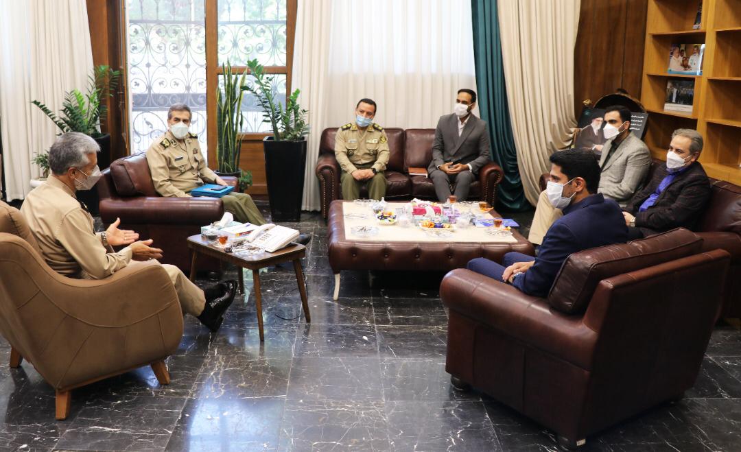 دیدار تعدادی از مسئولان حوزه ورزش رسانه ملی با معاون هماهنگ کننده ارتش