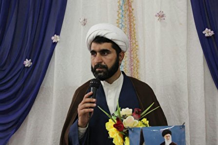 نهضت امام حسین مدرسه تربیتی است