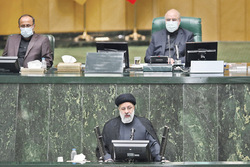 موافقان ومخالفان دنبال دولت قوی