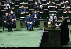 تغییر ریل حکمرانی در تراز انقلاب اسلامی