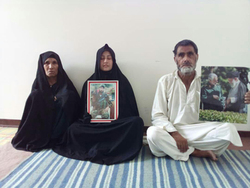 نور چشم‌هایم از دوری و هجران برادر از دست رفت