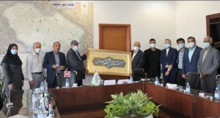 لزوم گسترش فرهنگ استفاده از کتابخانه ها و فرهنگسراها
