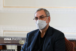 آغاز واکسیناسیون دانش آموزان با «سینوفارم»