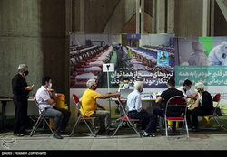 بسیج ۵۴۲ پایگاه واکسیناسیون را با طرح شهید سلیمانی اداره کرد