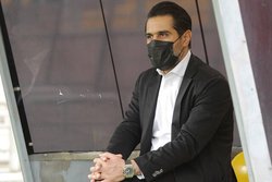 پیروانی: بازیکنی که با یک تلفن مسیرش تغییر می‌کند به درد پرسپولیس نمی‌خورد