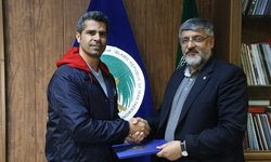 ثبت نام هادی ساعی در انتخابات تکواندو/ پولادگر هم آمد!