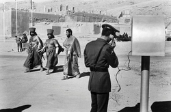 نمایش عظمت تاریخی ایران با لوازم تمام فرانسوی!