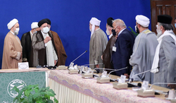 مقصد امت اسلامی آزادی از نظام سلطه است