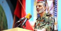 سرلشکر موسوی: نیروی هوایی ارتش روز به روز مقتدرتر، پای کارتر و قوی‌تر می‌شود