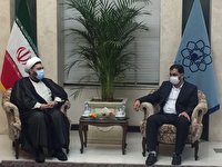 مشهد باید شهر علم و دانایی شود