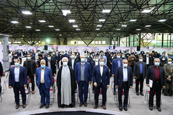 شکستن زنجیر‌های وابستگی، راه مبارزه با استکبار