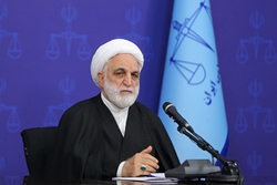 علامت سؤال مقابل عملکرد ستاد عریض و طویل مبارزه با قاچاق