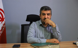 سخنش را بشنوید، آنگاه انتقاد کنید