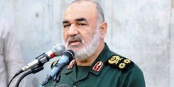 اقدام نیروی دریایی سپاه در دریای عمان نشان داد ابهت دشمن پوشالی است