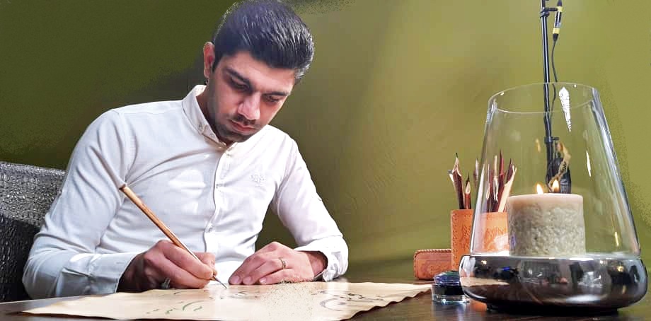 درخشش هنرمند اسلامشهری درششمین دوسالانه خوشنویسی ملی ایران