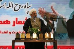 سپاه پاسداران در اقامه ،تبیین و ترویج فرهنگ نماز پیشتاز است
