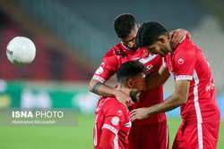 برگزاری بازی پرسپولیس - صنعت نفت با حضور تماشاگران