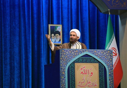 قرار نیست امام جمعه چشمش را روی فساد ببندد