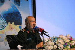 ماهواره‌بر را در تحریم ساختیم