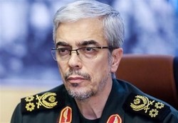 سرلشکر باقری: باید مانع «تحریف» حقایق و واقعیت‌های دفاع مقدس شویم