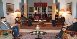 دیدار ولید جنبلاط با هیأت حزب‌الله و تأکید بر لزوم انتخاب رئیس جمهور