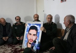 شهید عجمیان از اسلام و ایران دفاع کرد/ امنیت، قدرت و استقلال امروز کشور را مرهون خون شهدا است