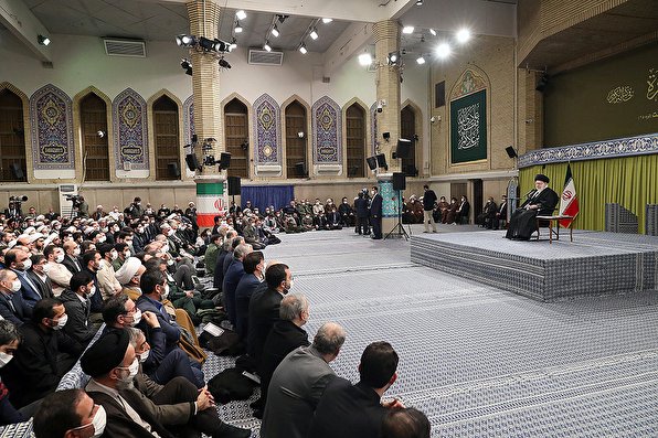رهبر انقلاب: پیام ملت ایران در ۲۲ بهمن حمایت کامل از نظام جمهوری اسلامی بود