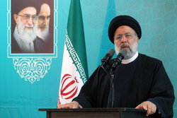 بیش از ۹۰ درصد دارو‌های ما تولید داخل است/ همه دستگاه‌ها در کشور برای جذب نخبگان آمادگی کامل دارند