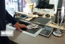 نرخ دلار در مرکز مبادله ارز اعلام شد/ دلار ۴۱ هزار و ۵۴۹ تومان