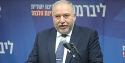 لیبرمن: نتانیاهو از ایران خطرناک‌تر است