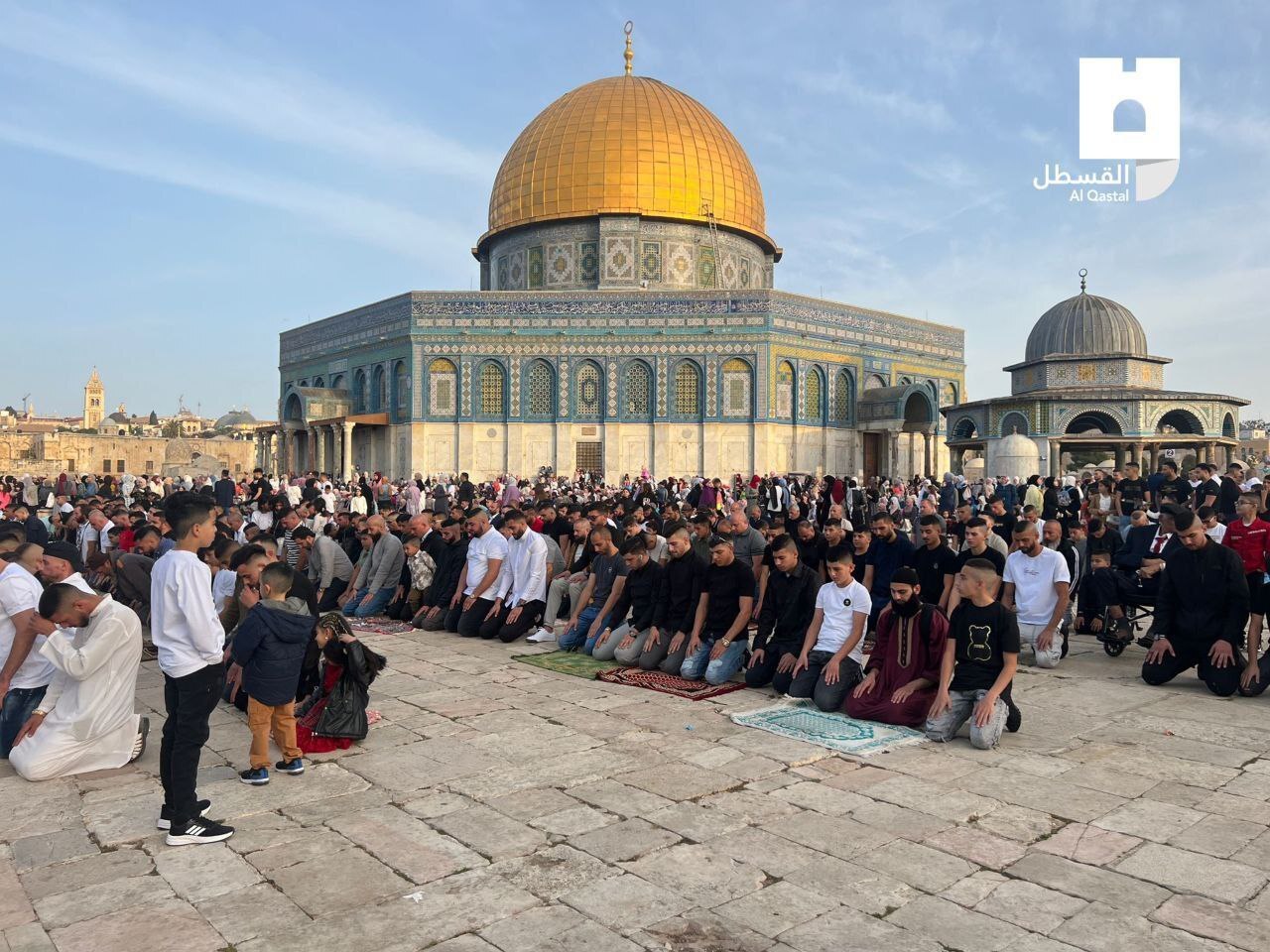 اقامه نماز عید فطر در مسجدالاقصی با حضور پرشور فلسطینیان + تصاویر اقامه نماز عید فطر در مسجدالاقصی با حضور پرشور فلسطینیان + تصاویر