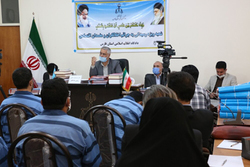 دستگاه قضا پای کار کنار زدن مسئولان متخلف