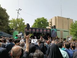 پیکر آیت‌الله فاطمی‌نیا در تهران تشییع شد
