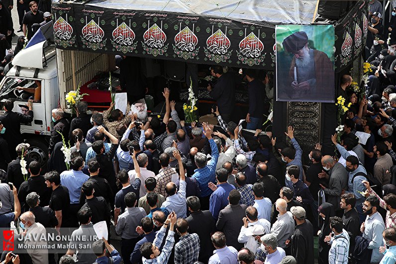 تشییع پیکر آیت‌الله فاطمی‌نیا در تهران