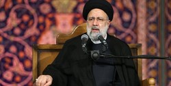 رئیسی: امروز امپراطوری خبری در اختیار دشمن است و جای حق را باطل عوض می‌کند