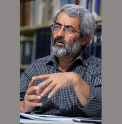 رضاخان در جریان حمله متفقین ۴ بار از تهران فرار کرد!