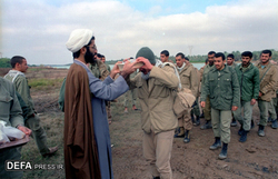 روحانیون با وجود فشار دشمن فرهنگ مقاومت را در اردوگاه‌ها حاکم کردند