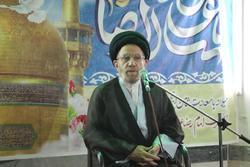 حوزه علمیه طلابی پرورش دهد که پاسدار مرزهای عقیدتی باشند