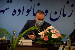 آغاز طرح ضربتی جلوگیری از فروش پوشاک قاچاق در کرج