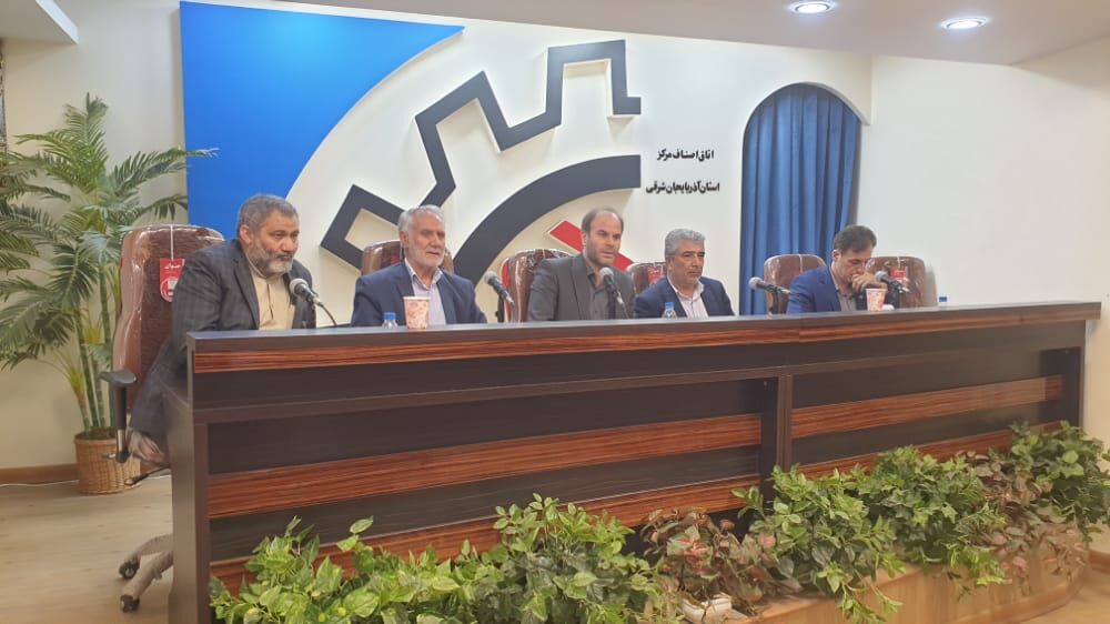 اصناف جزو حامیان اصلی انقلاب و  نظام هستند