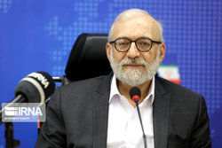 آمریکایی‌ها نفتمان را دست دوم می‌خرند/ سیاست خارجی دولت شایسته جمهوری اسلامی است