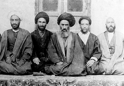 ظهور رضاخان به فروپاشی خاندان‌های نخبه منتهی شد