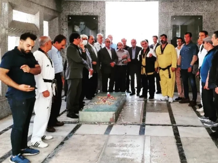 حضور پیشکسوتان ، مربیان ، داوران و قهرمانان تکواندو در حضرت عبدالعظیم حسنی