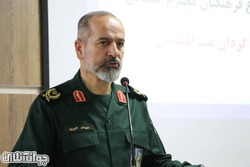 نوع مواجهه مولا امیرالمومنین با دشمنان سرمشق این نظام است